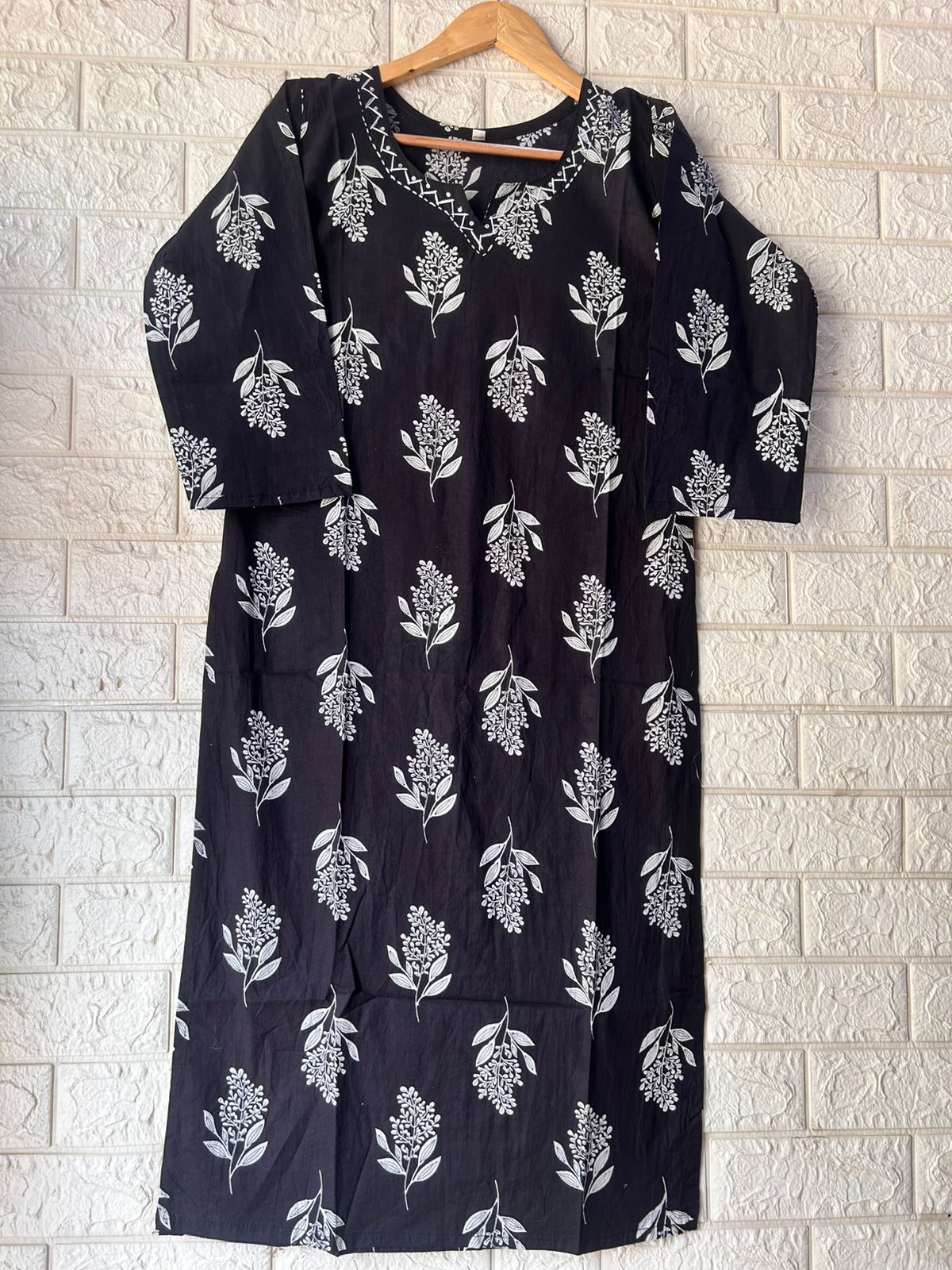 V NECK LONG KURTI