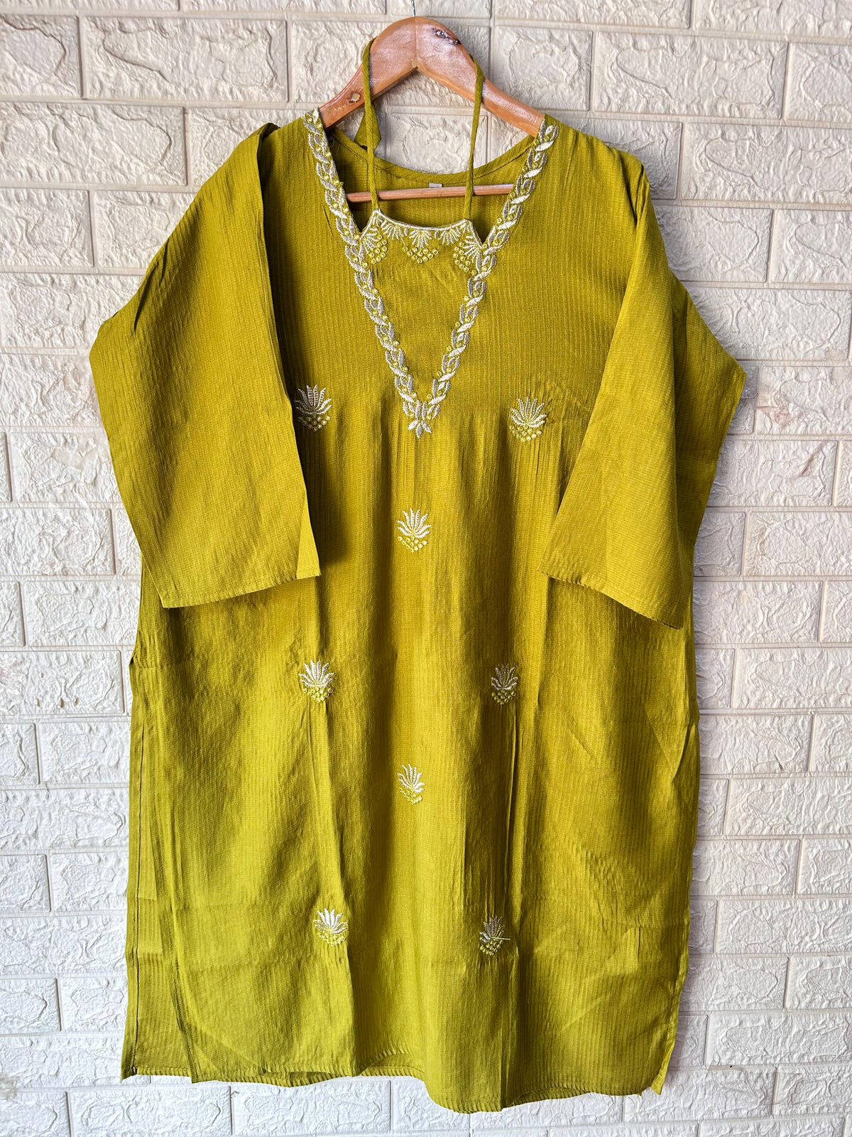 V NECK LONG KURTI