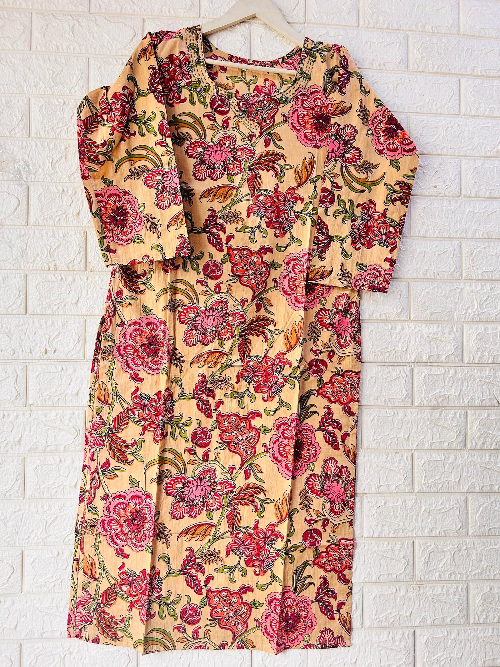 V NECK LONG KURTI