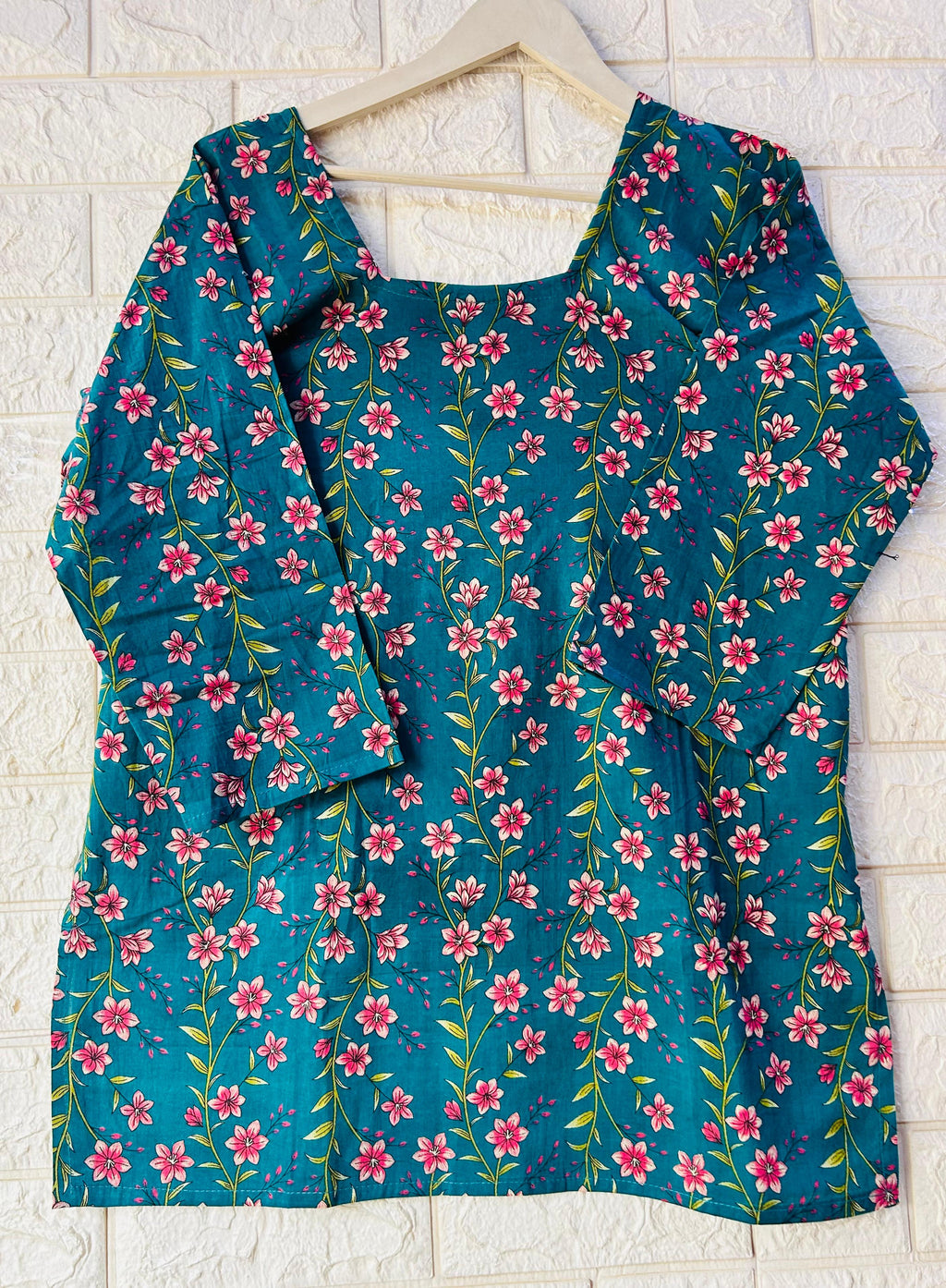 SQUARE NECK SHORT KURTIS