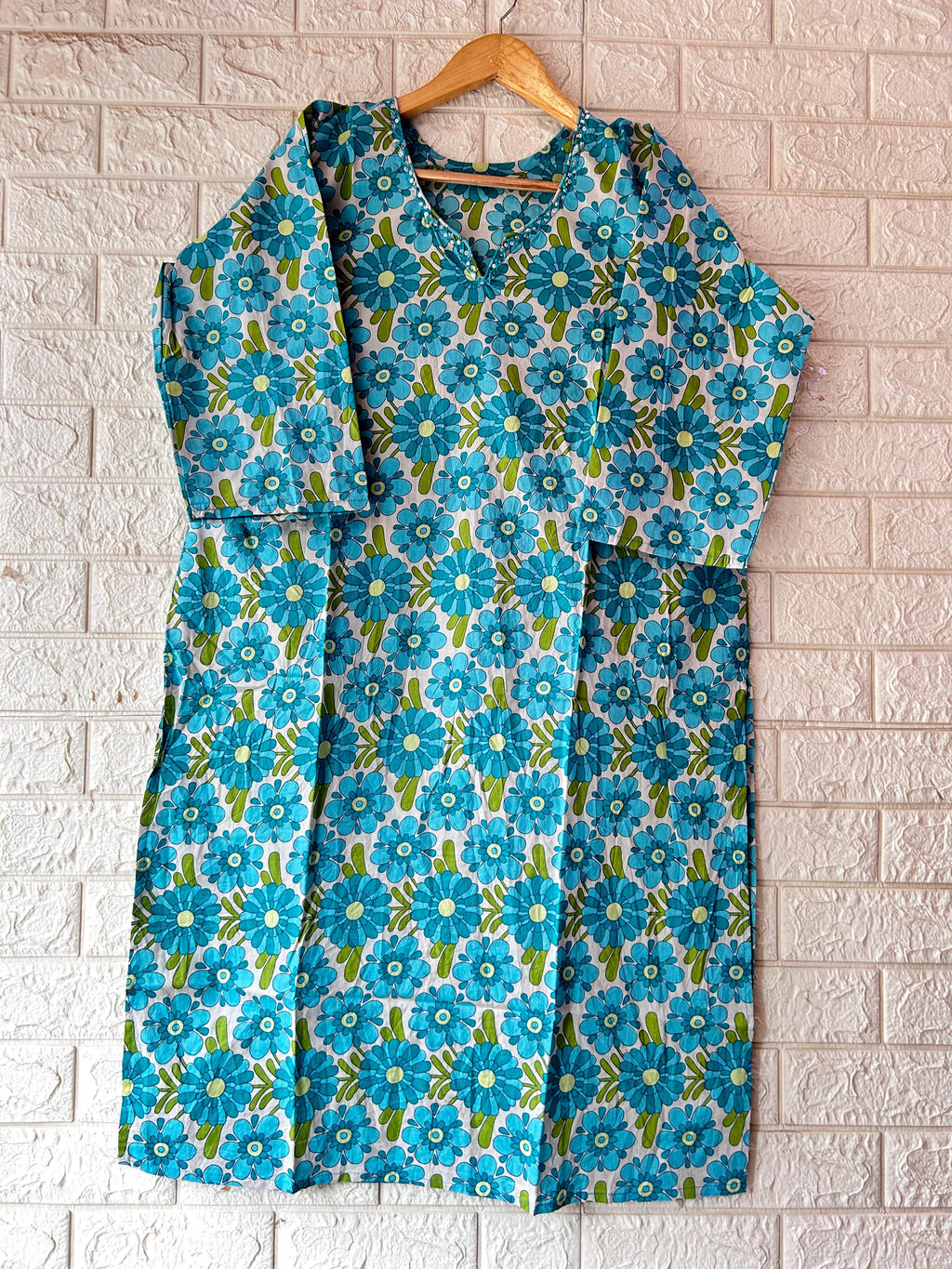 V NECK LONG KURTI